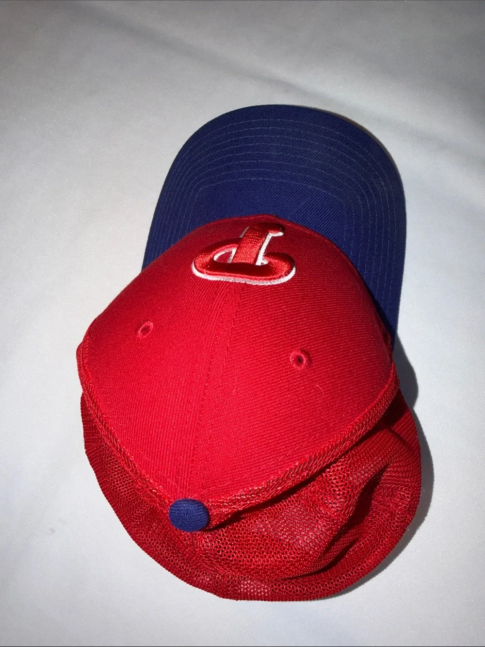 Philadelphia Phillies New Era Authentic MLB Red Men's Baseball Cap Medium /Large